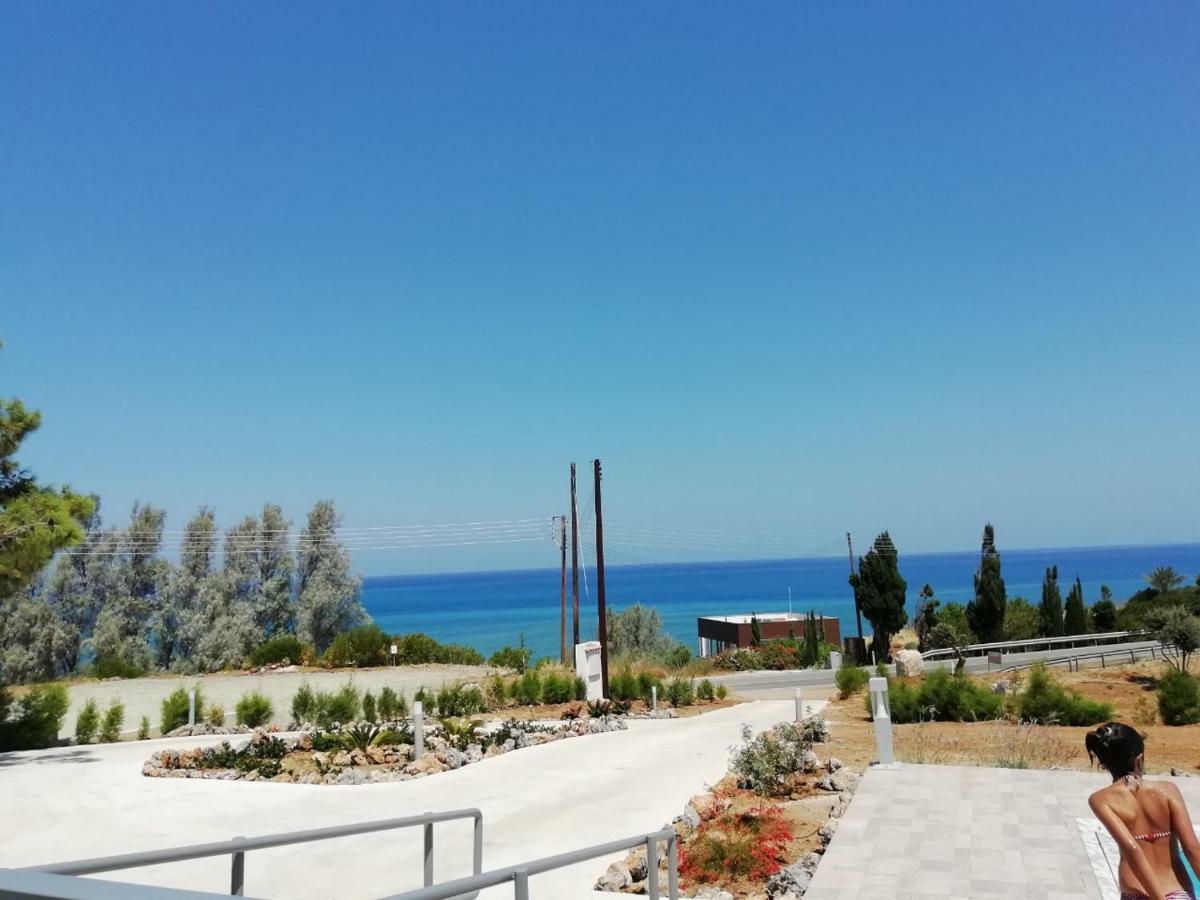 Pomos Idol Exceptional Beach Villa Zewnętrze zdjęcie